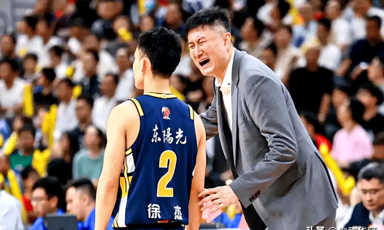 赛前CBA季后赛传出新动向，里昂远射贴柱，管理层表态——压力陡增，更衣室氛围转暖的简单介绍-九游娱乐